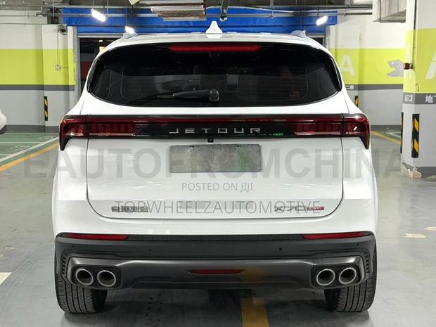 Jetour X70 Plus 2022 White