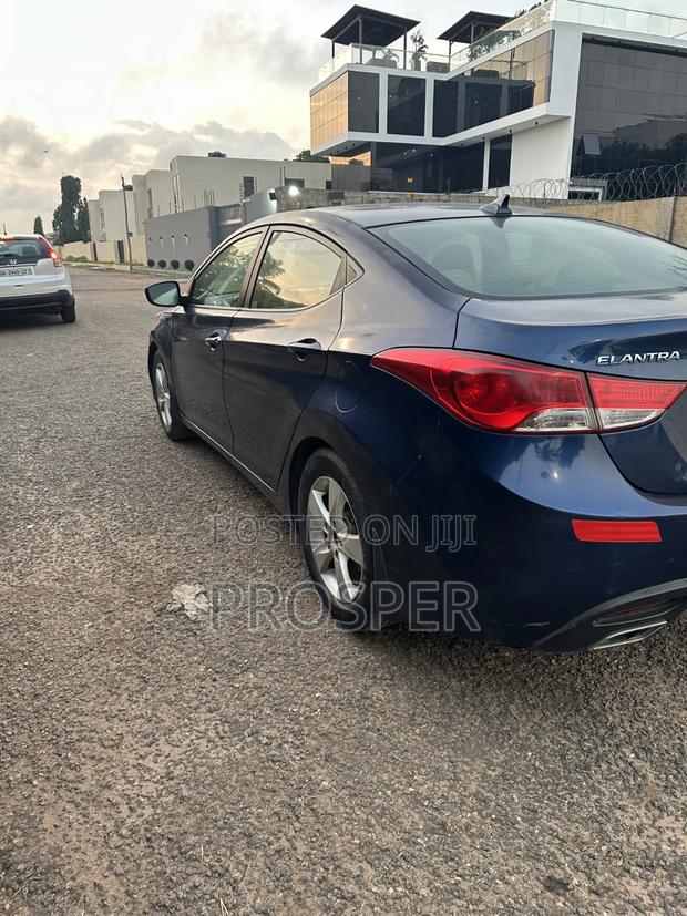 Hyundai Elantra 2013 Blue