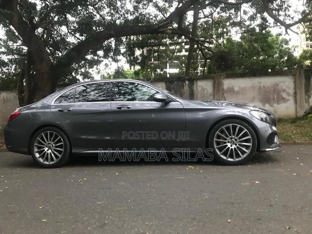 Mercedes-Benz C300 2018 Gray