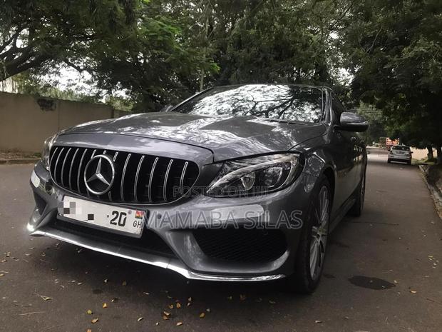 Mercedes-Benz C300 2018 Gray