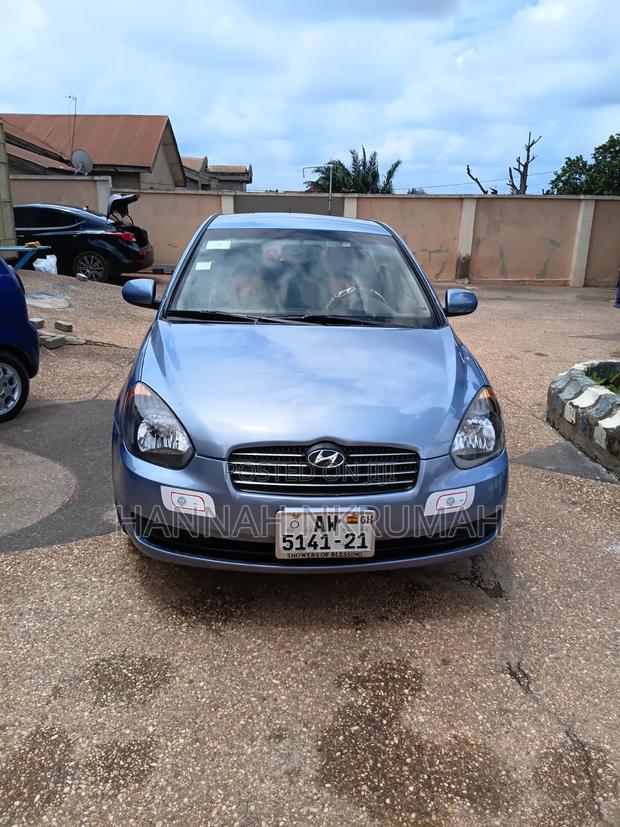 Hyundai Accent 2011 Blue