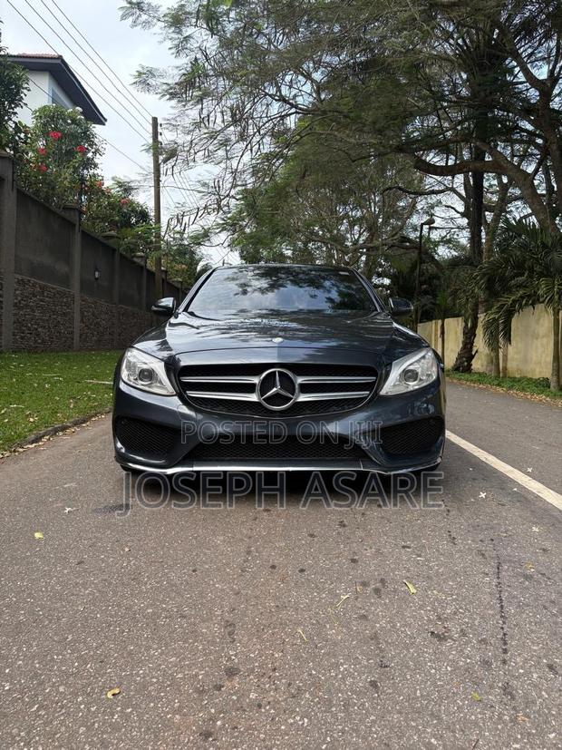 Mercedes-Benz C300 2015 Black