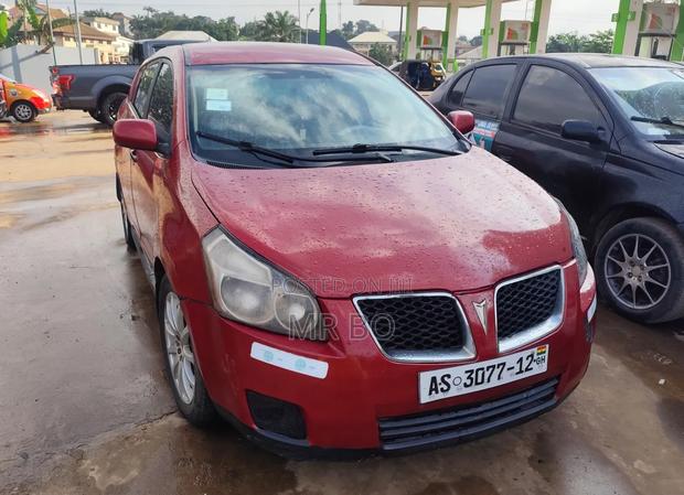 Pontiac Vibe 2010 Red