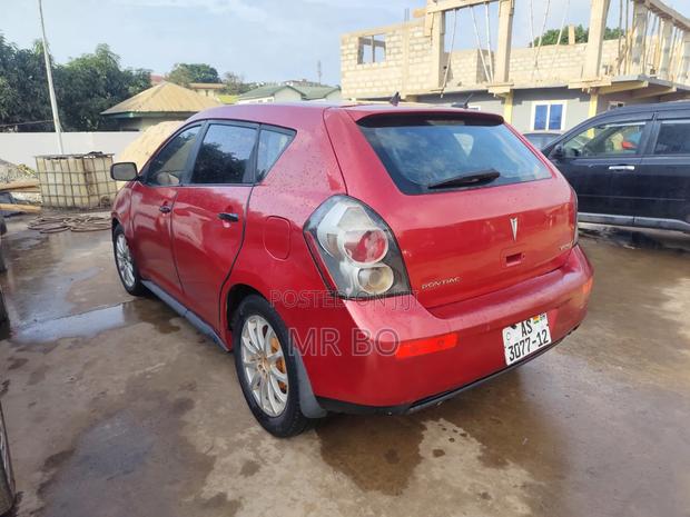 Pontiac Vibe 2010 Red
