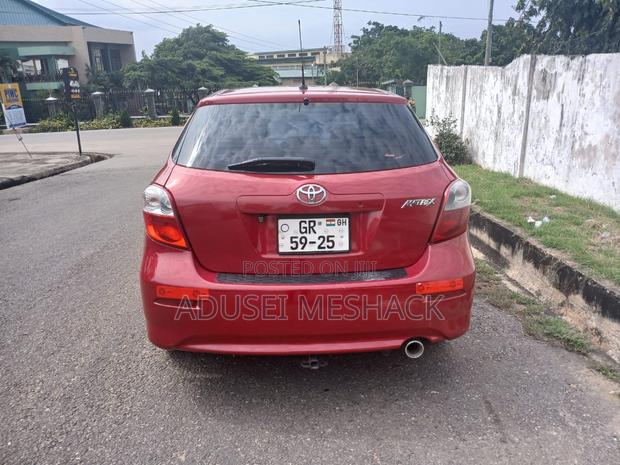 Toyota Matrix L Hatchback FWD (1.8L 4cyl) 2014 Red