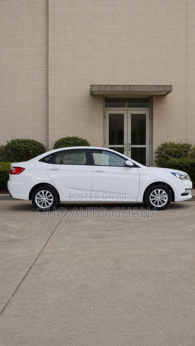 Changan Alsvin V5 1.5 FWD Sedan 2016 White