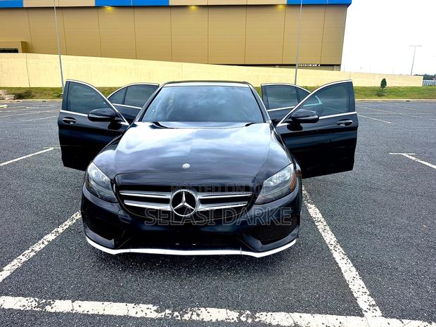 Mercedes-Benz C300 Luxury 4matic Sedan AWD (2.0L 4cyl 7A) 2017 Blue