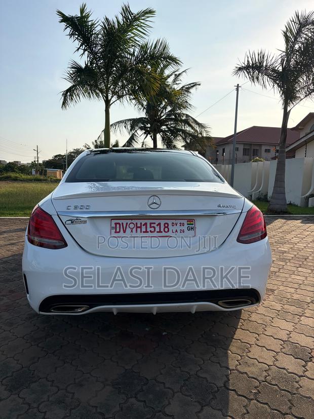 Mercedes-Benz C300 Luxury 4Matic Sedan AWD (2.0L 4cyl 7A) 2016 White