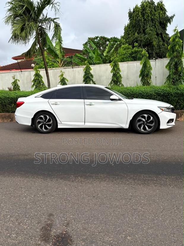 Honda Accord Sport 2018 White
