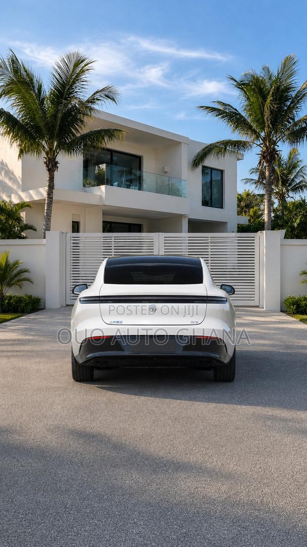 MG MG7 2025 White