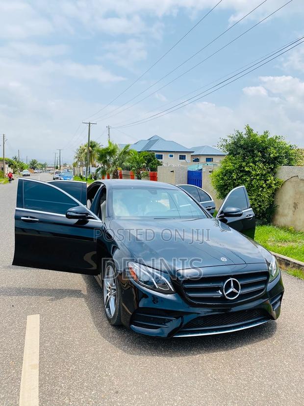 Mercedes-Benz E300 2019 Black