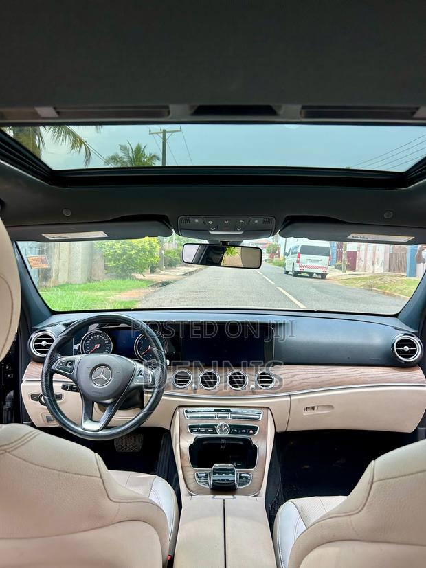 Mercedes-Benz E300 2019 Black