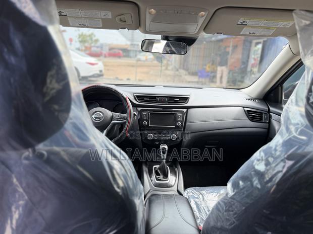 Nissan Rogue SV AWD 2019 Black