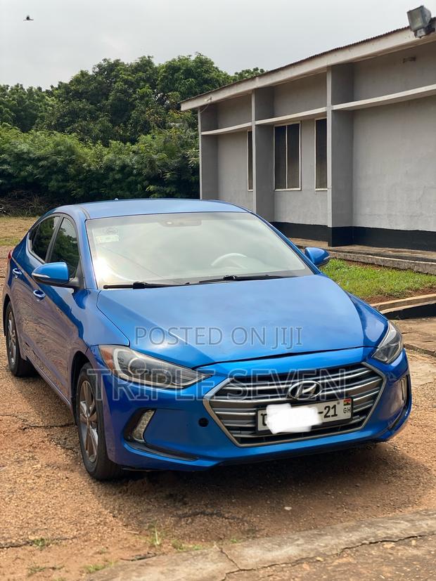Hyundai Elantra 2017 Blue