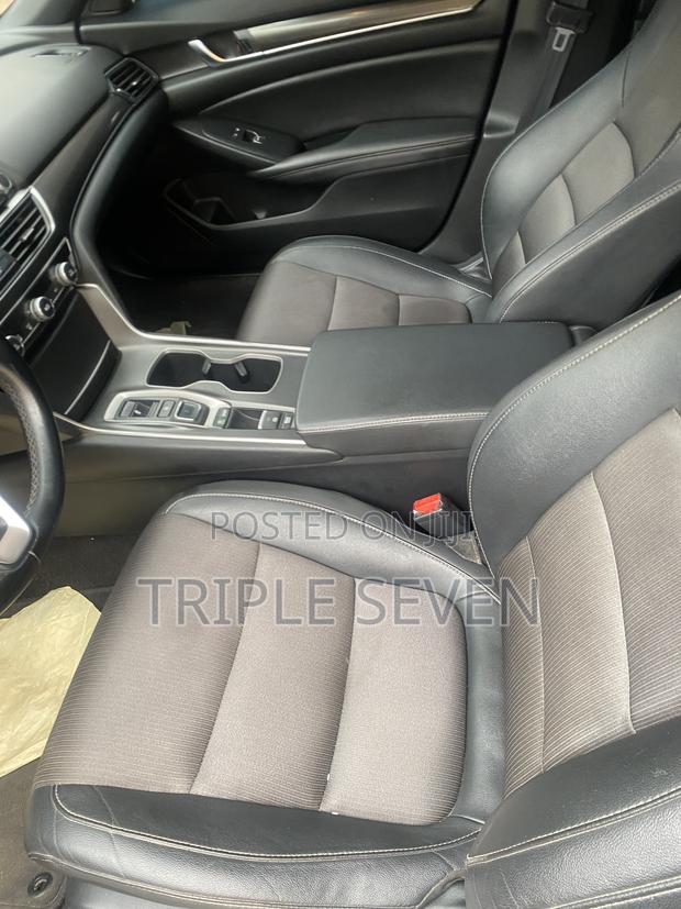 Honda Accord Sport (2.0L 4cyl Turbo 10A) 2019 Black