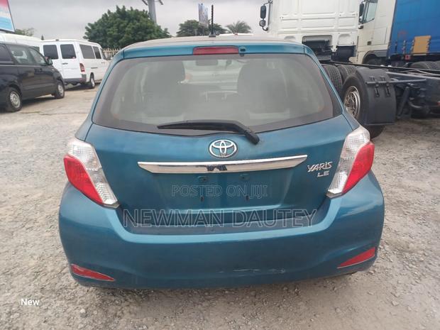 Toyota Yaris 2014 Green