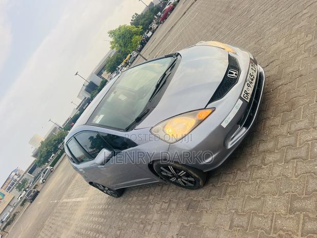 Honda Fit 2012 Gray