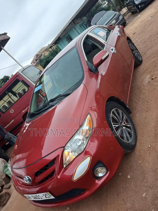 Toyota Corolla 2013 Red