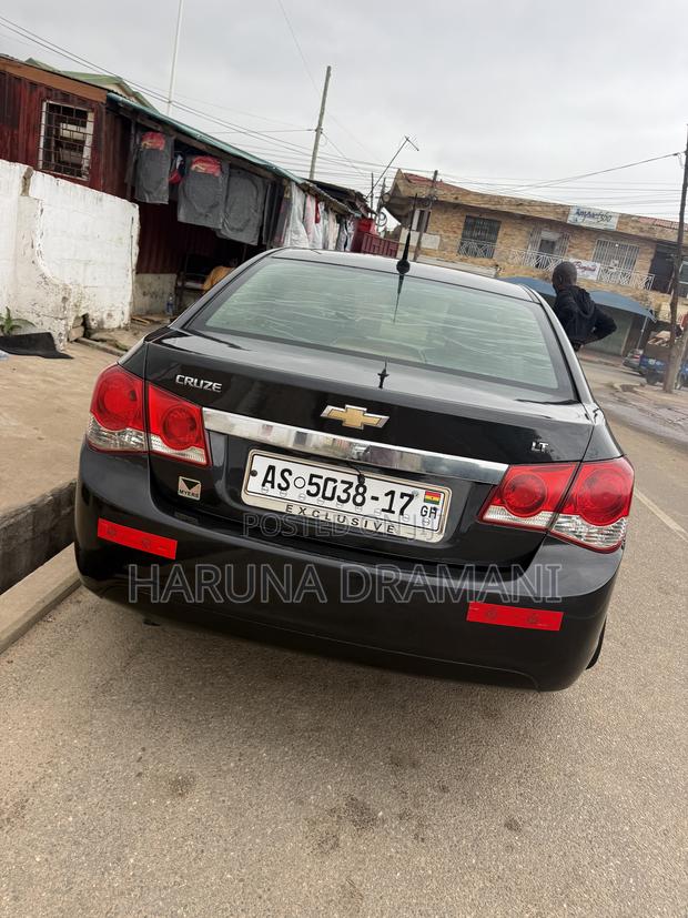 Chevrolet Cruze 1LT 2011 Black
