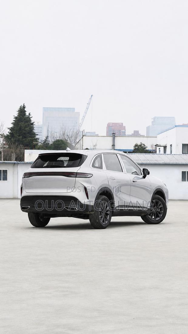 Chery Tiggo 8 2025 Gray