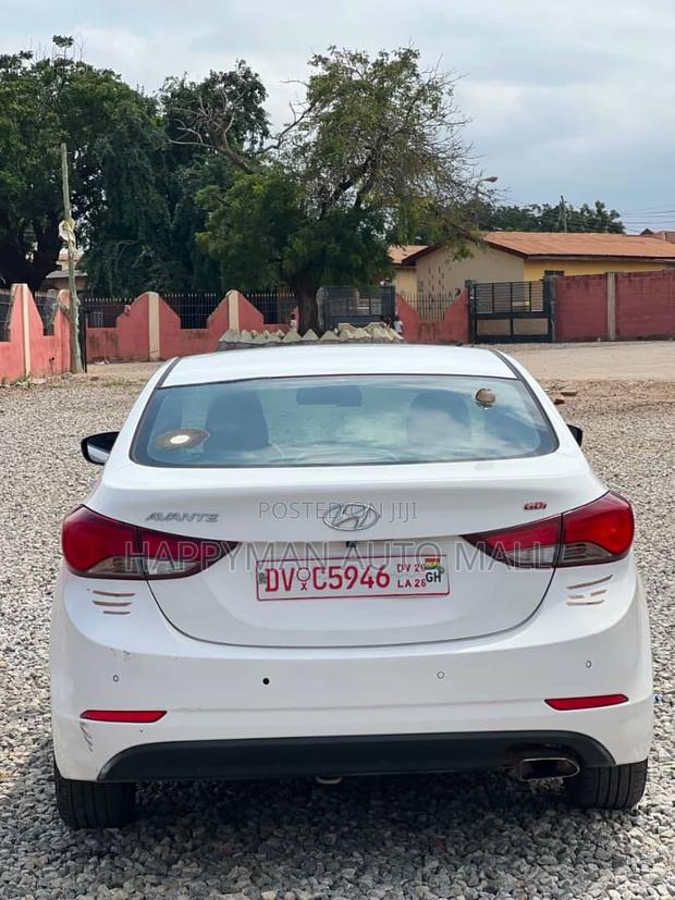 Hyundai Avante 2013 White