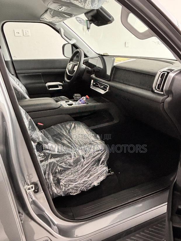 New Nissan Z9 2.0T Petrol 4WD 2025 Gray