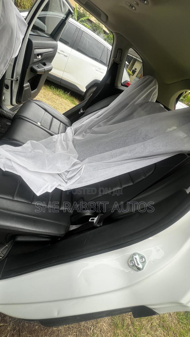 Honda CR-V 2023 White