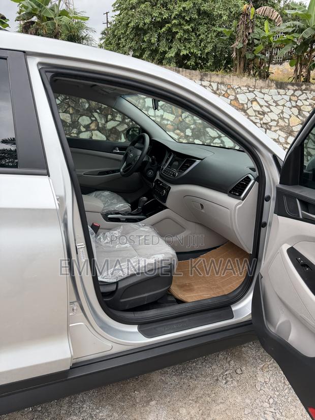Hyundai Tucson SEL AWD 2018 Silver