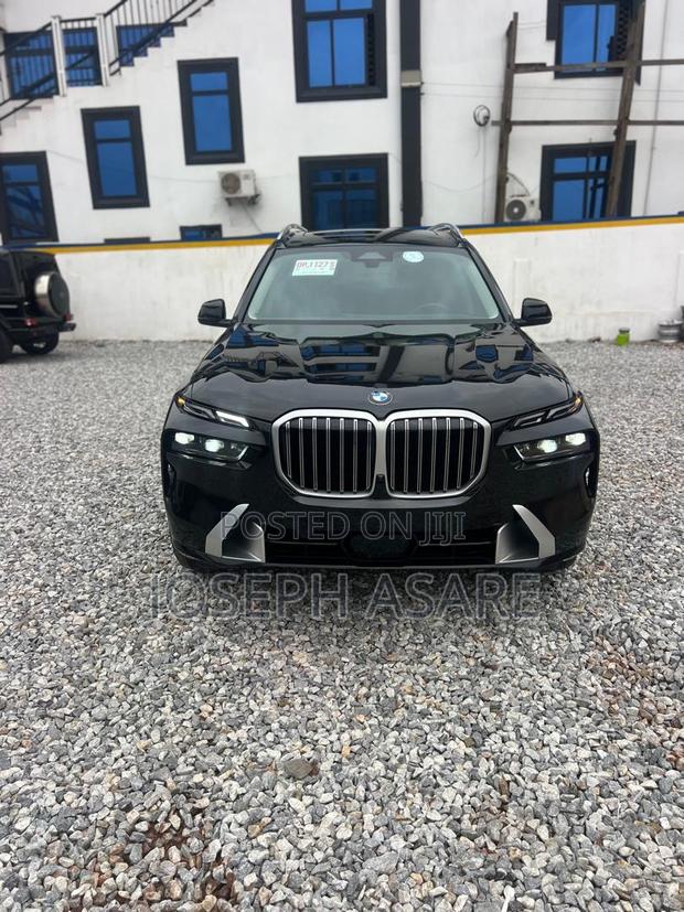 BMW X7 xDrive40i Sports Activity Vehicle 2025 Black