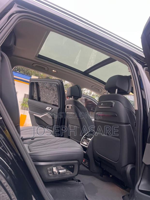 BMW X7 xDrive40i Sports Activity Vehicle 2025 Black