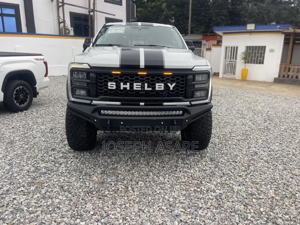 Ford F-250 2025 White