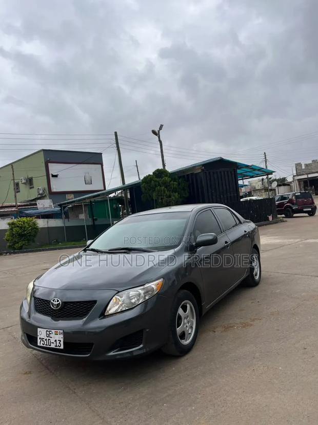 Toyota Corolla 2010 Gray