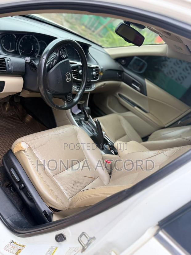 Honda Accord EX 4dr Sedan (2.4L 4cyl CVT) 2015 White