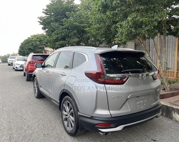 Honda CR-V Touring AWD 2020 Silver