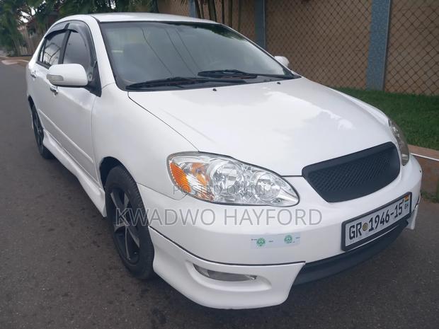 Toyota Corolla 2005 White