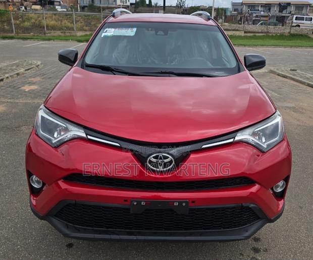 Toyota RAV4 2018 Red