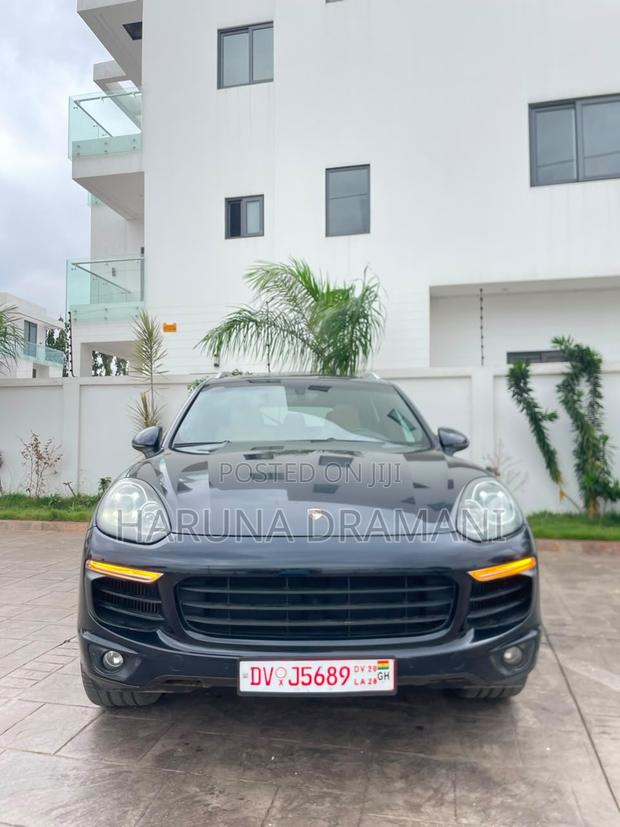 Porsche Cayenne Platinum Edition AWD 2018 Black