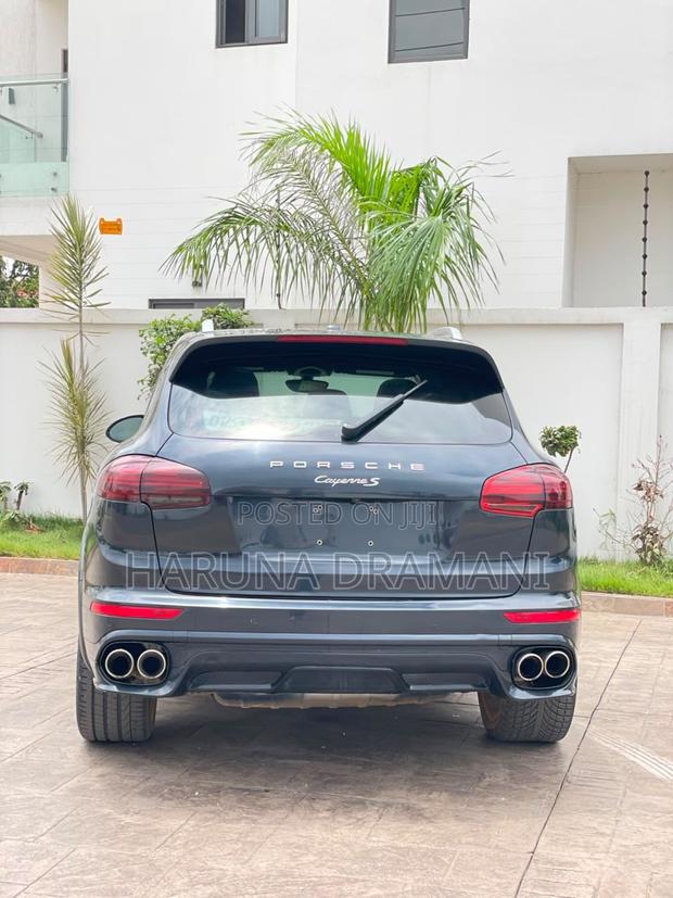Porsche Cayenne Platinum Edition AWD 2018 Black