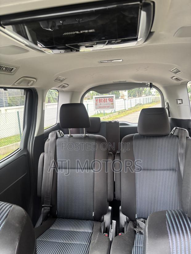 Toyota Voxy 2015 Black