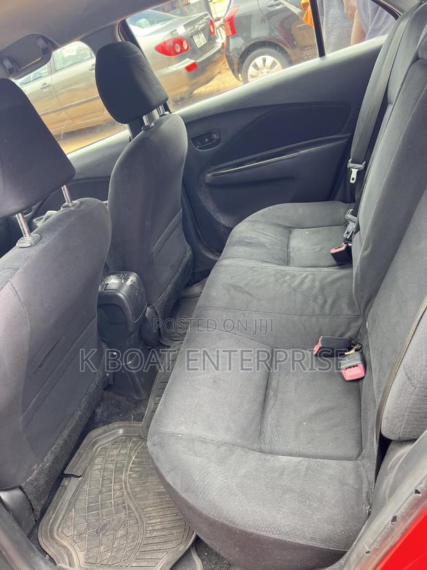 Toyota Yaris 2010 Red