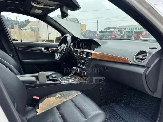 Mercedes-Benz C300 2012 White