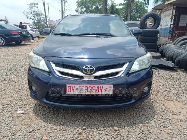 Toyota Corolla 2013 Blue