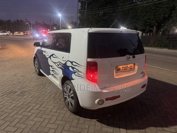 Scion xB 2013 White