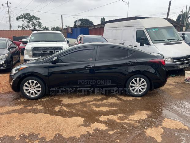 Hyundai Elantra 2015 Black