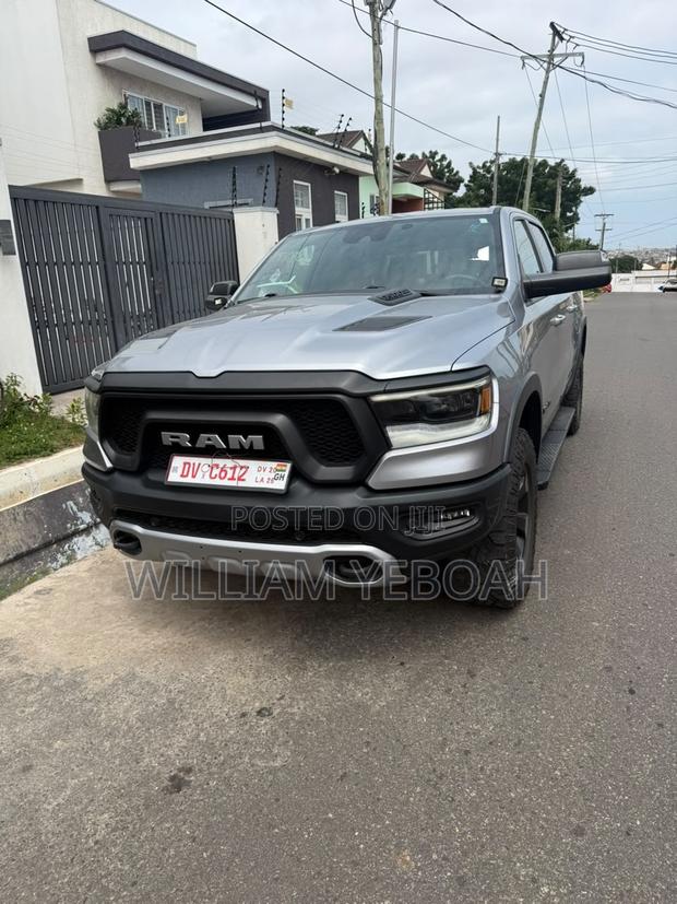 Dodge RAM 2020 Gray