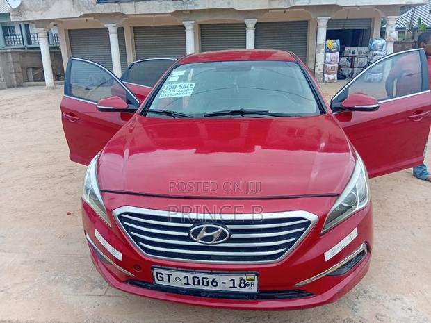 Hyundai Sonata Base Sedan FWD (2.4L 4cyl 6A) 2016 Red