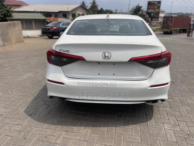 Honda Civic 2024 White