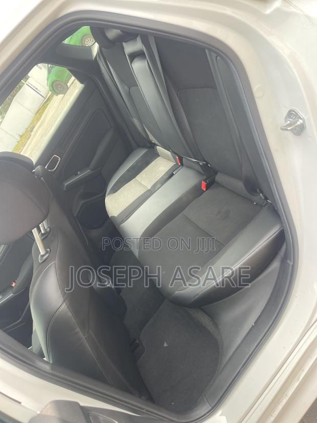 Honda Civic 2024 White
