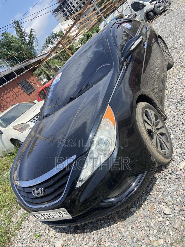 Hyundai Sonata Limited 2.0T Sedan (2.0L 4cyl 6A) 2013 Black