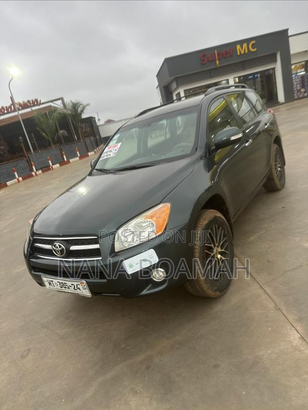 Toyota RAV4 2012 Green